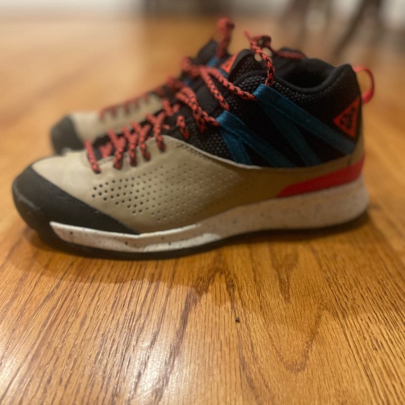 Nike ACG Okhwan II Outdoor Sneakers | Men’s Size 7 (US) | Great Condition - Picture 2 of 12